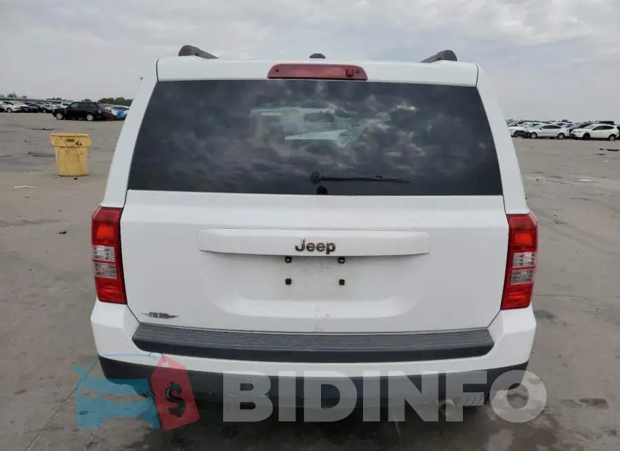 1C4NJPBB7GD602777 Photo# 6