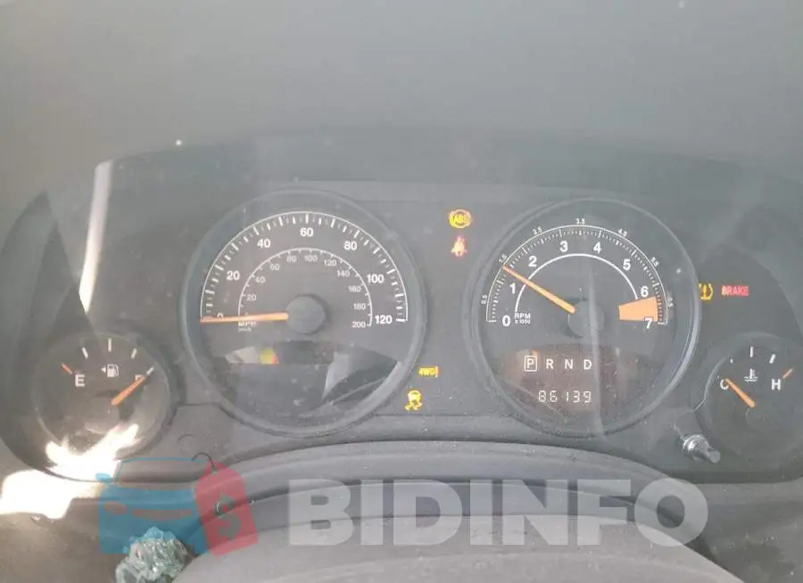 1C4NJRBB6HD100713 Photo# 9