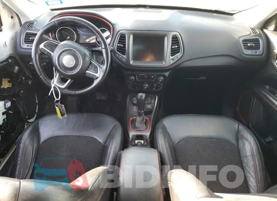 3C4NJDDB0HT674542 Photo# 8