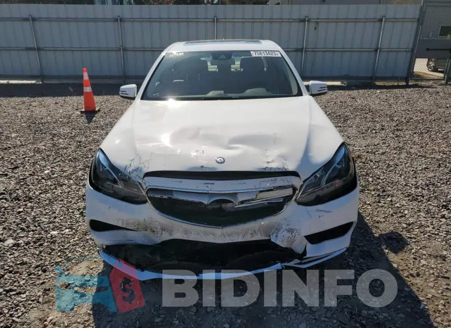 WDDHF5KB4GB210134 Photo# 5