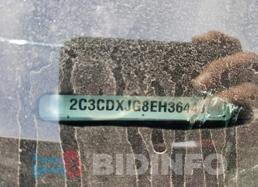 2C3CDXJG8EH364499 Photo# 12