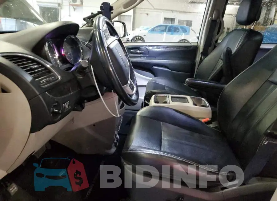 2C4RC1BGXER441033 Photo# 7