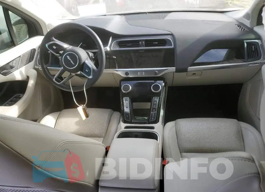 SADHB2S1XL1F84587 Photo# 8