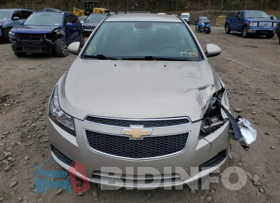 1G1PC5SB4E7311875 Photo# 5