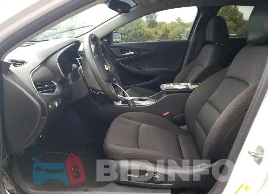 1G1ZD5ST1KF138087 Photo# 7