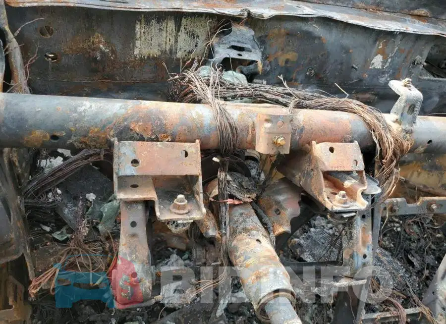 3GNCJLSB5GL227702 Photo# 9