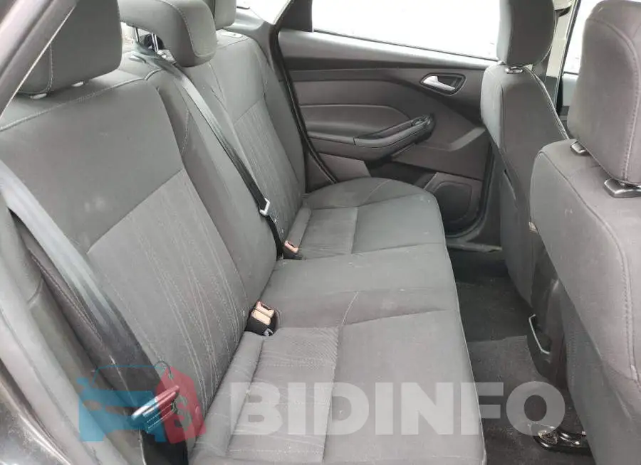 1FADP3F23HL265938 Photo# 10