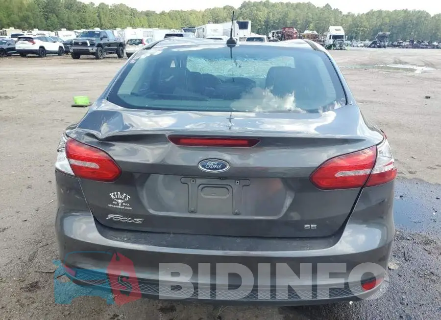 1FADP3F24HL252261 Photo# 6