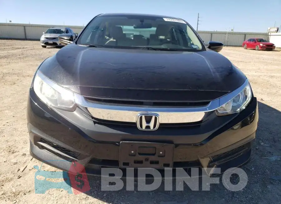 19XFC2F50HE078992 Photo# 5