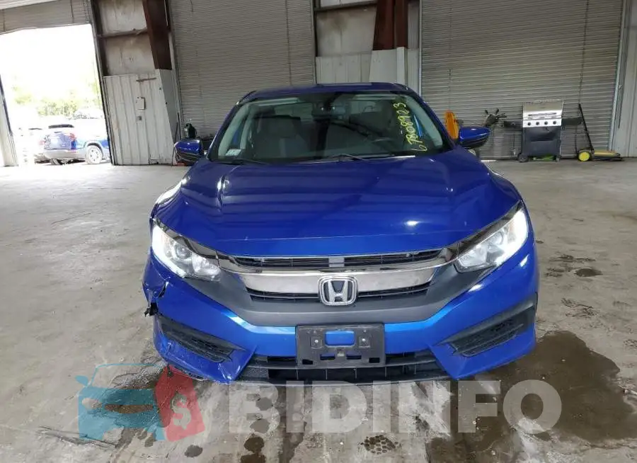 19XFC2F57HE075278 Photo# 5