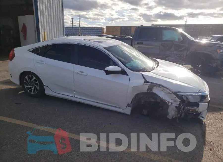 19XFC2F70HE009835 Photo# 4