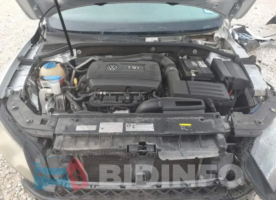 1VWAT7A32FC056877 Photo# 11