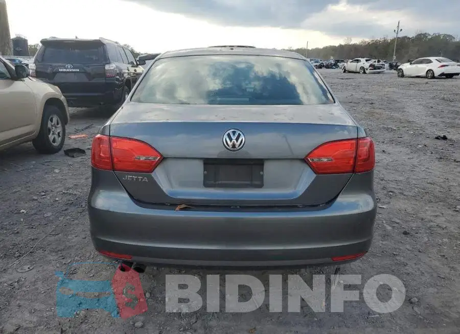 3VW2K7AJ7EM240814 Photo# 6