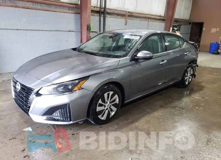 1N4BL4BV2PN306197 Photo# 1