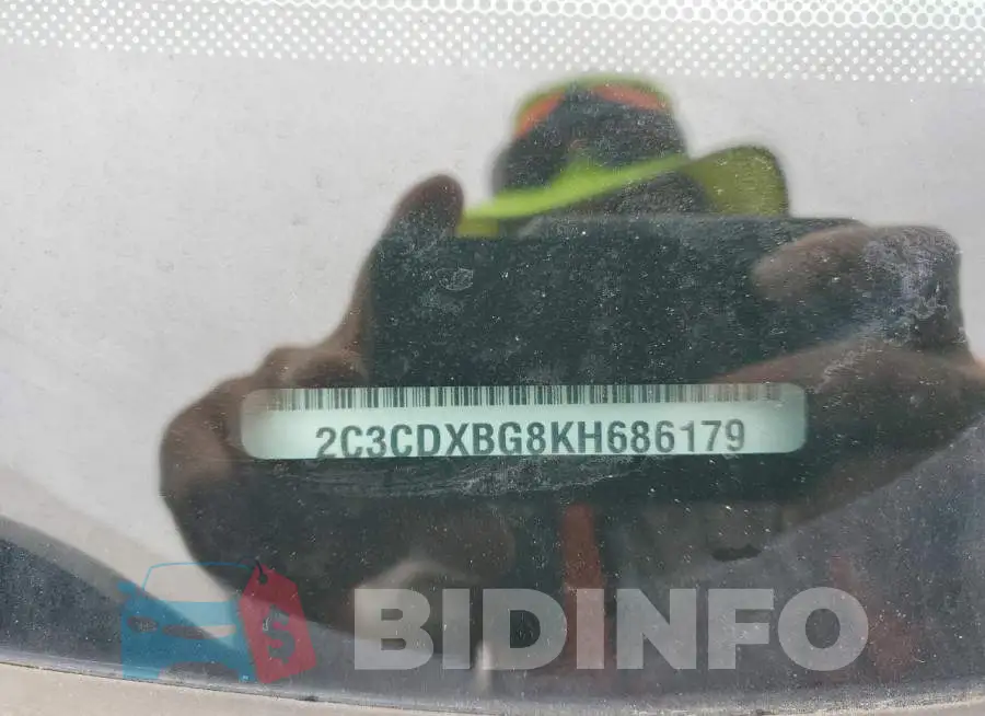 2C3CDXBG8KH686179 Photo# 13