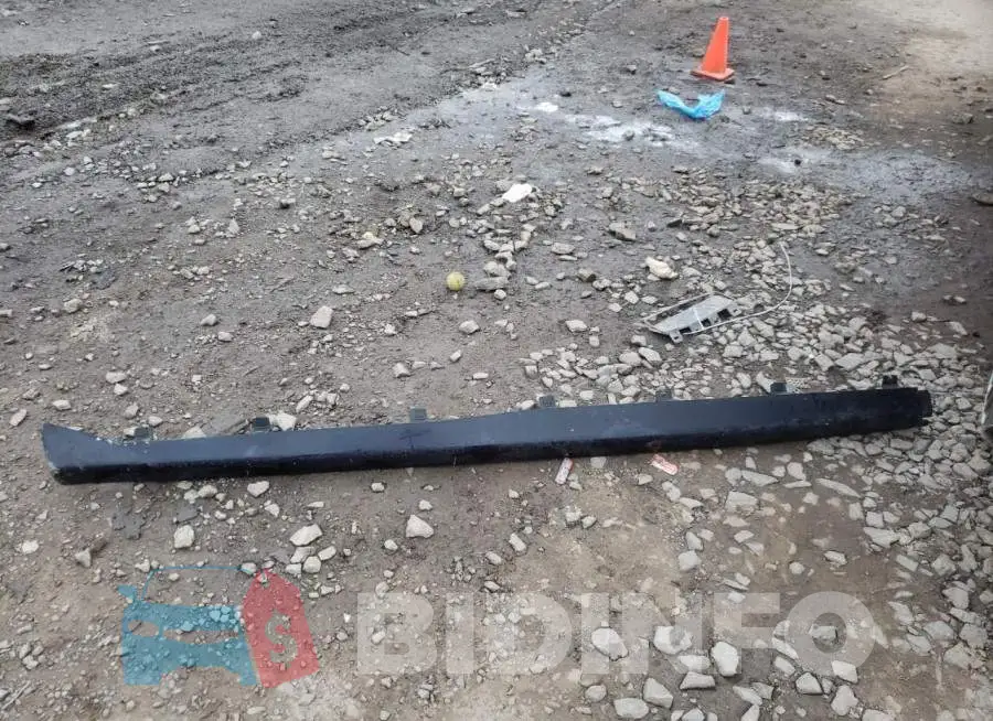 2C4RC1CG6FR507108 Photo# 13