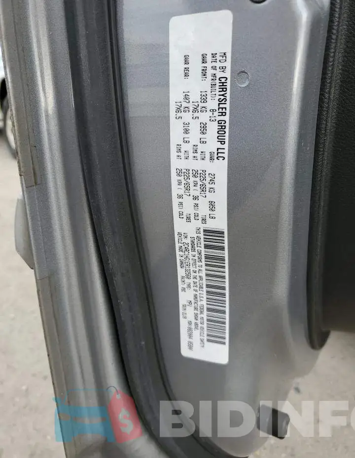 2C4RC1HG1ER132560 Photo# 14