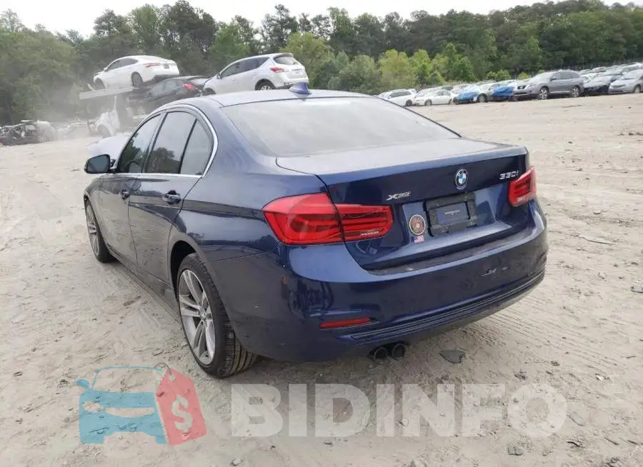 WBA8D9G5XJNU72107 Photo# 2
