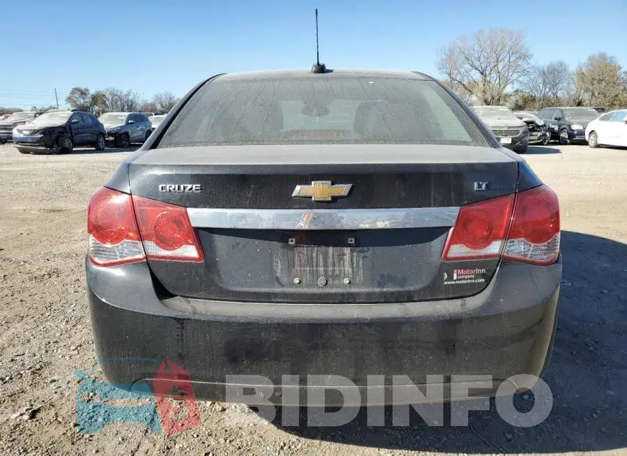 1G1PE5SB2F7173765 Photo# 6