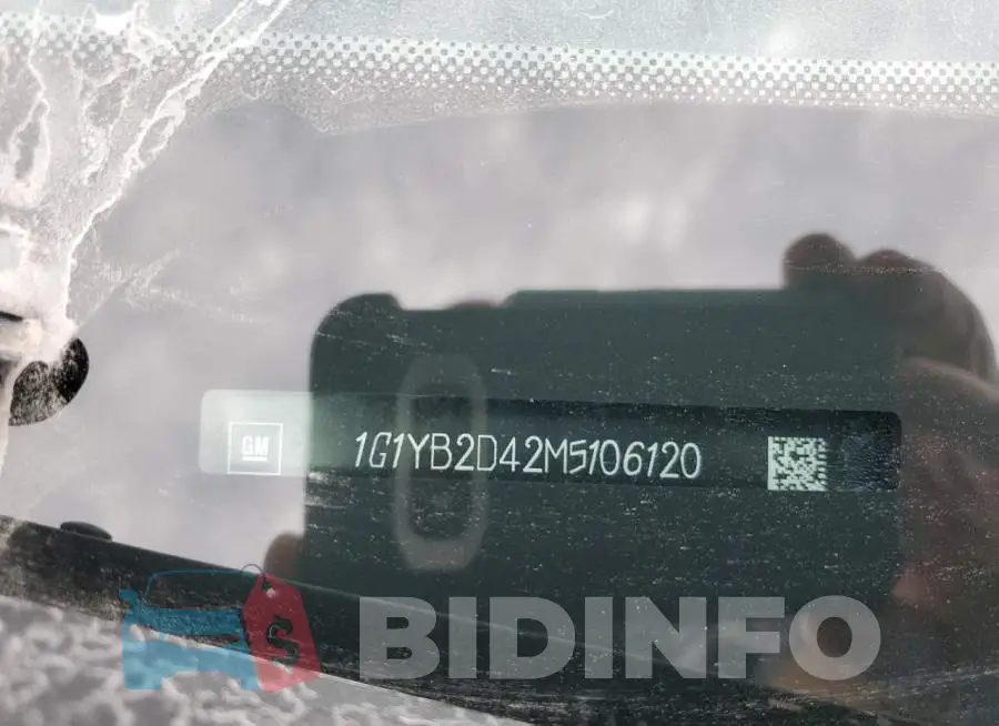 1G1YB2D42M5106120 Photo# 12