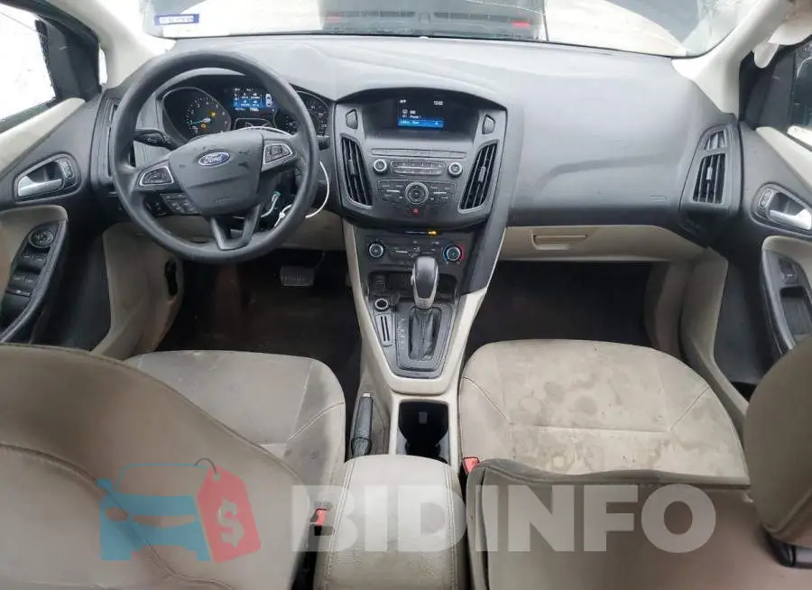 1FADP3F20JL262372 Photo# 8