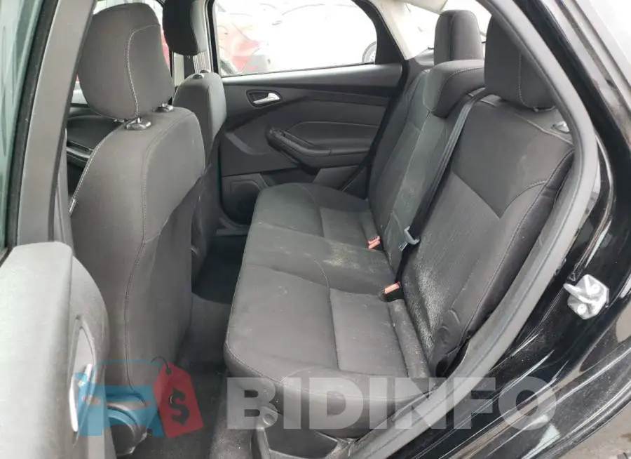 1FADP3F22JL228501 Photo# 10