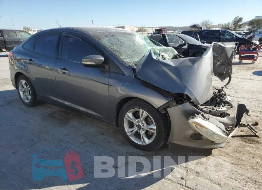 1FADP3F24EL349049 Photo# 4