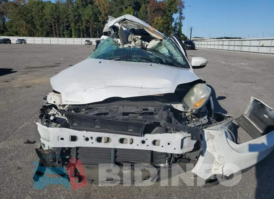1FADP3F25EL447166 Photo# 5