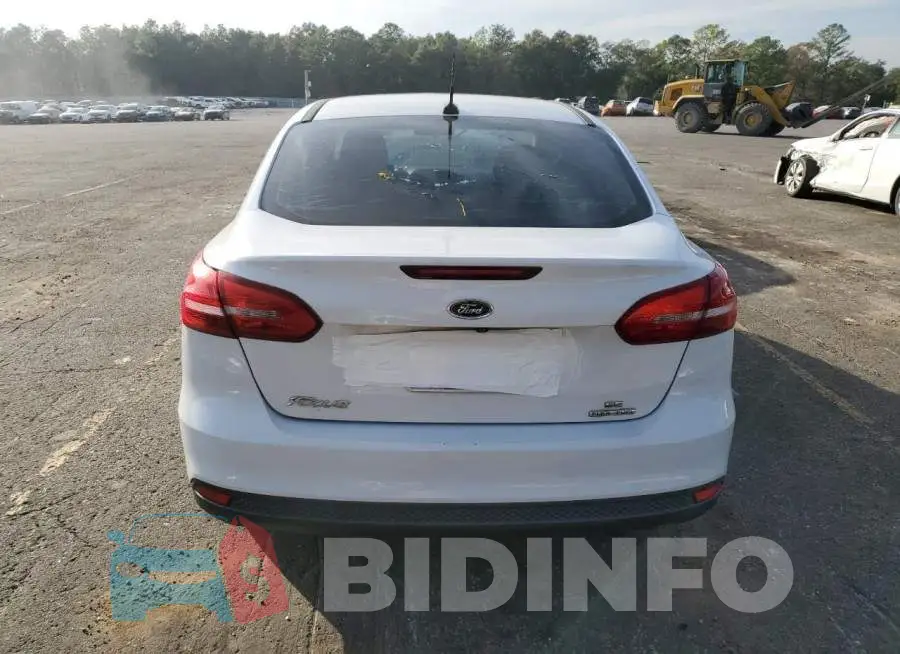1FADP3F26FL329029 Photo# 6