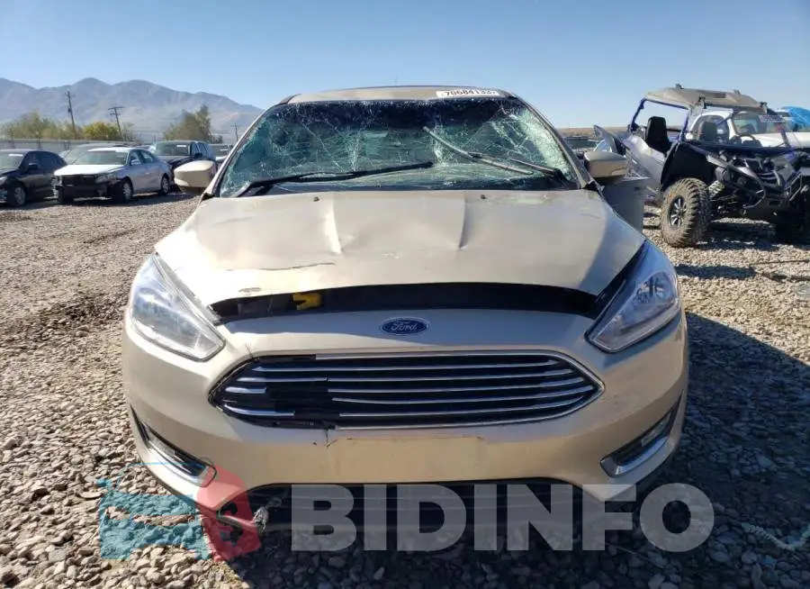 1FADP3N22JL283273 Photo# 5