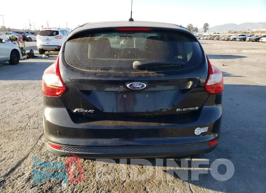 1FADP3R48EL341338 Photo# 6
