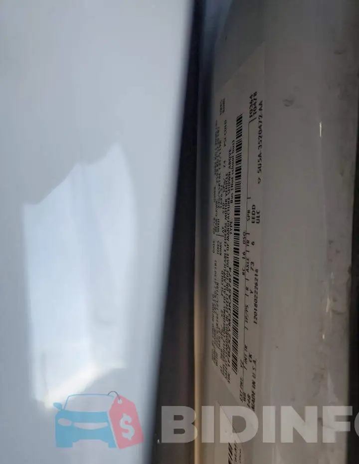 1FBZX2YM3JKA57874 Photo# 14