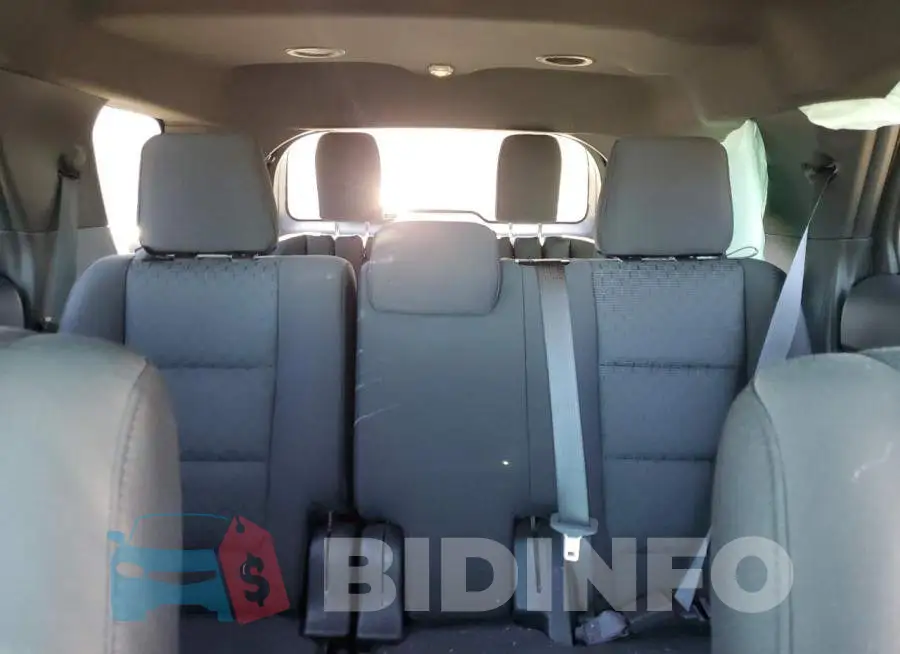 1FM5K8D84FGA32119 Photo# 10