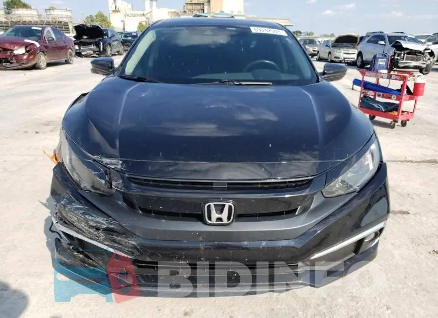 19XFC1F3XKE207272 Photo# 5