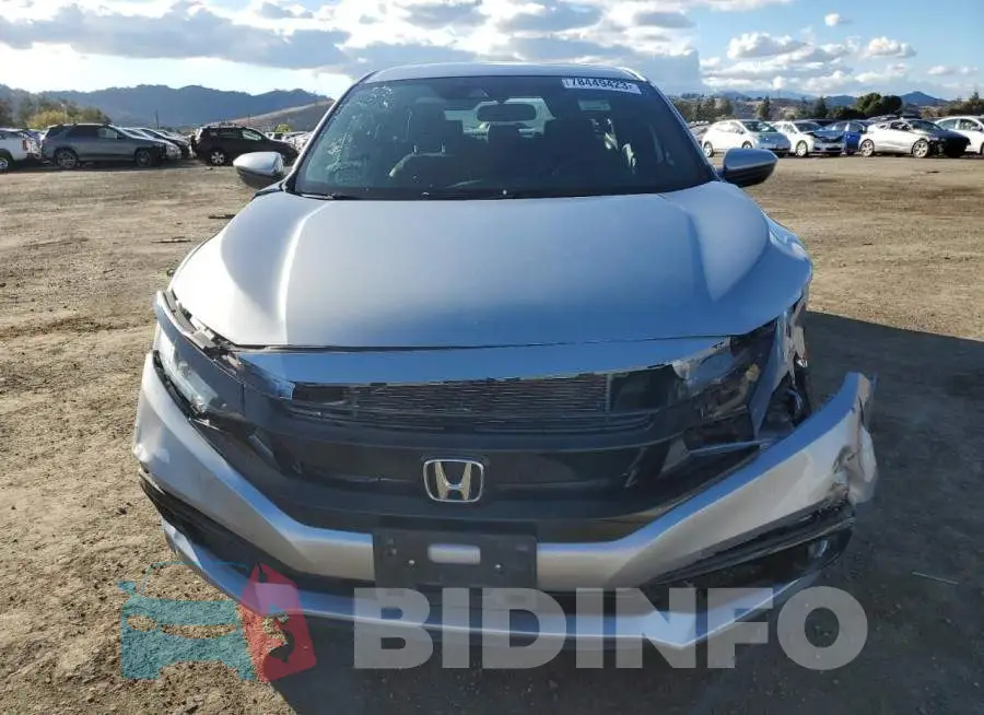 19XFC2F81KE205444 Photo# 5