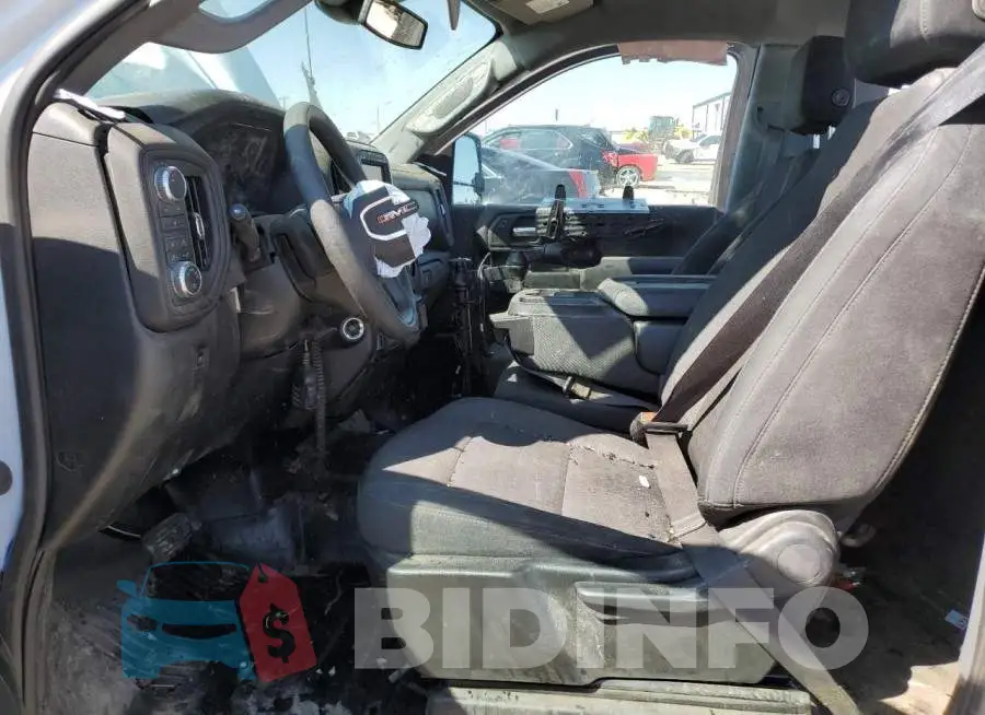1GT39LE70RF152655 Photo# 7