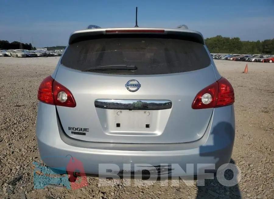 JN8AS5MT4FW150834 Photo# 6