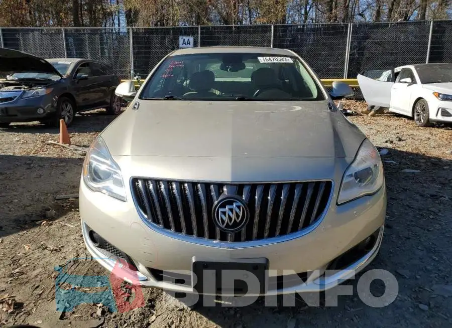 2G4GV5EK4F9179645 Photo# 5