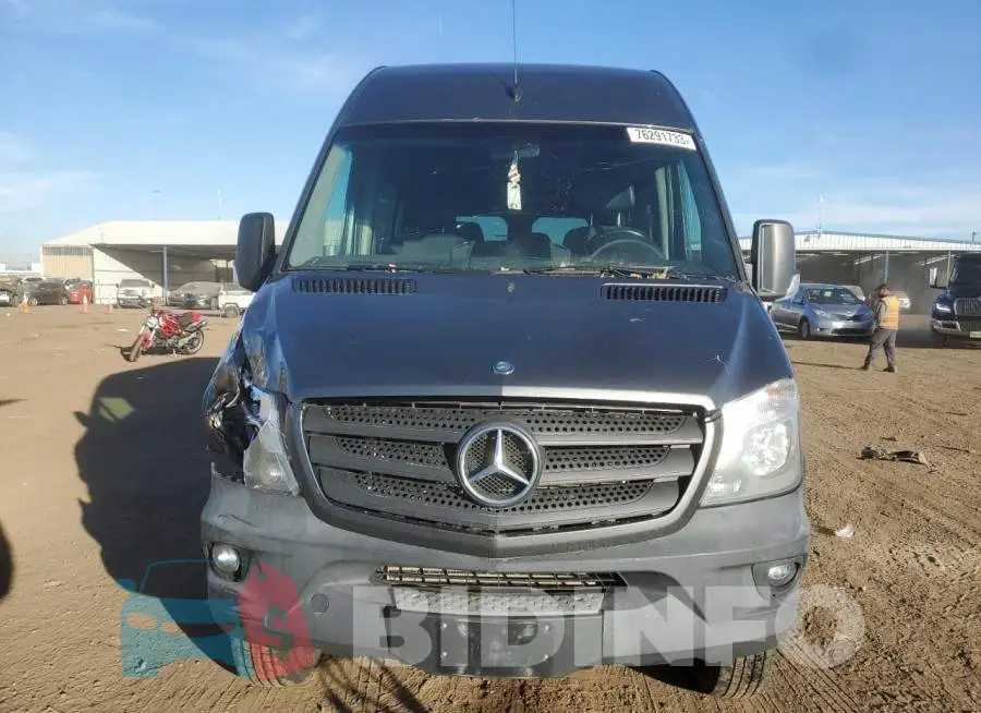 WD3FF3CC4FP171571 Photo# 5