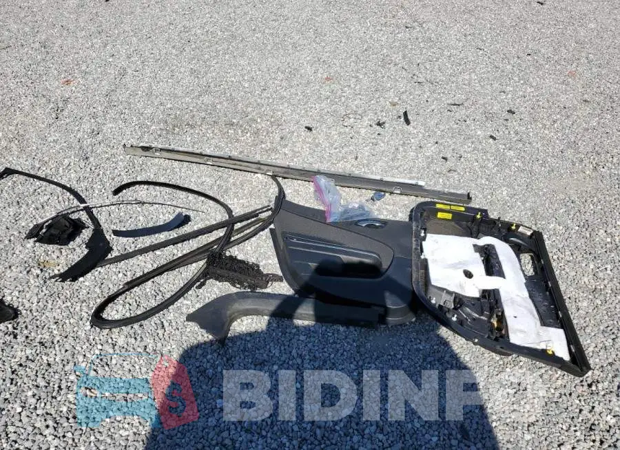 2C3CDXBG8FH861939 Photo# 12