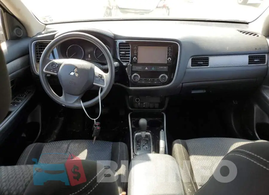 JA4AD2A39JZ055406 Photo# 8