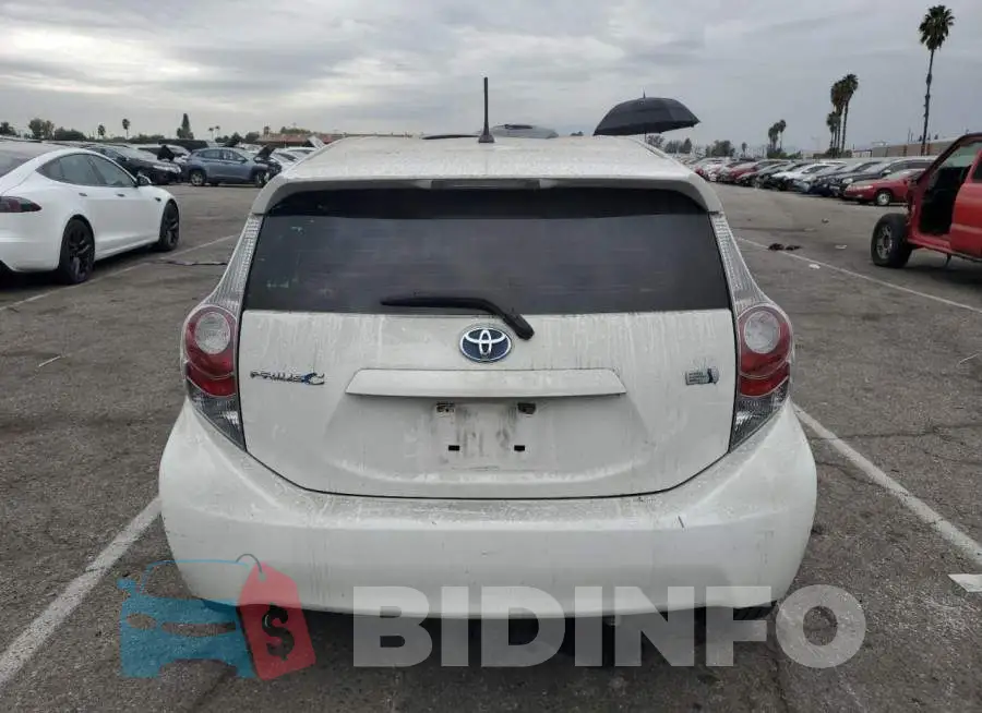 JTDKDTB37E1083742 Photo# 6