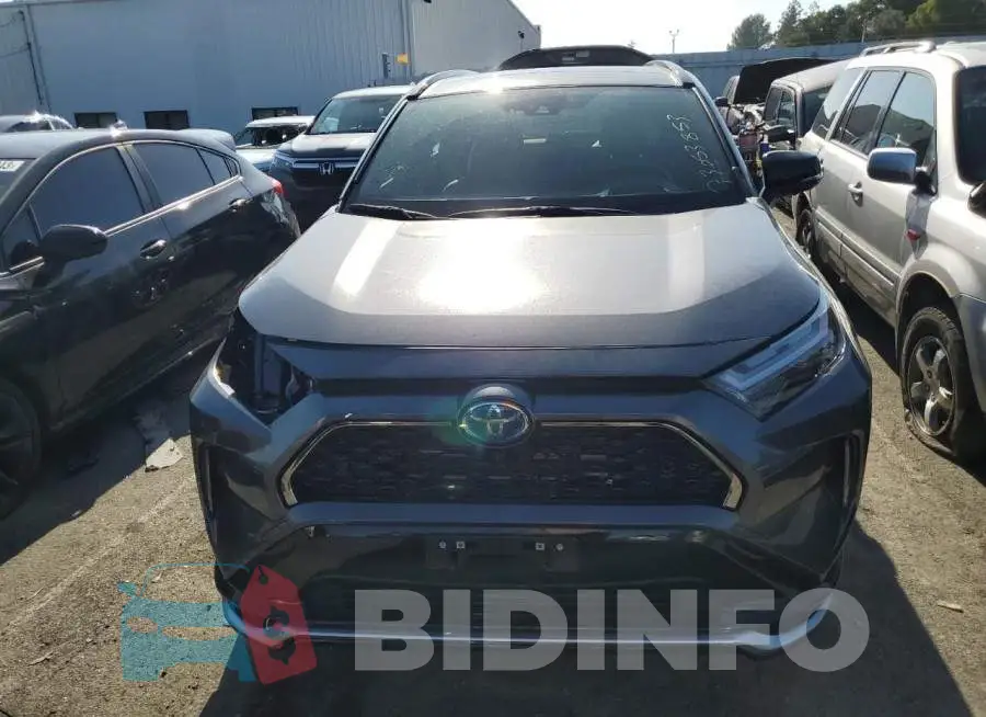 JTMFB3FV4PD147966 Photo# 5