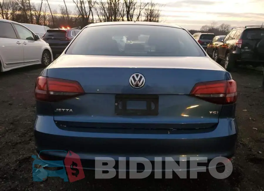 3VW167AJ8HM289914 Photo# 6