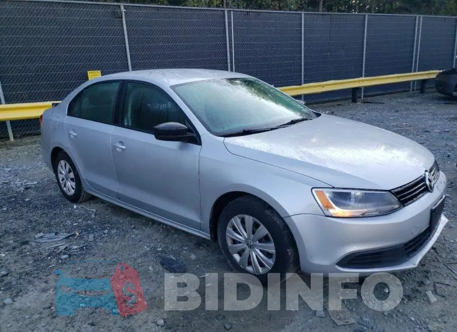 3VW2K7AJ4EM327280 Photo# 4