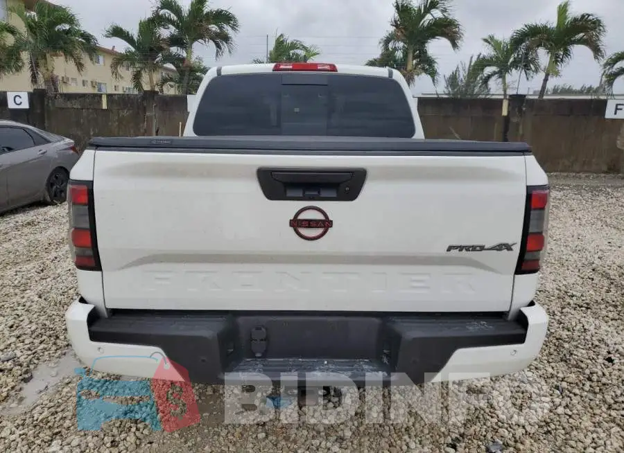 1N6ED1EK4PN626008 Photo# 6