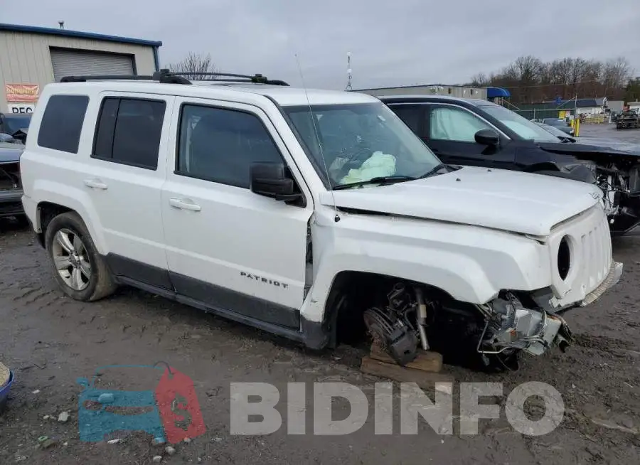 1C4NJRFB9ED788647 Photo# 4