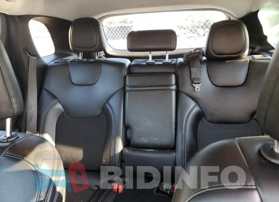 1C4PJMLB7KD189175 Photo# 10