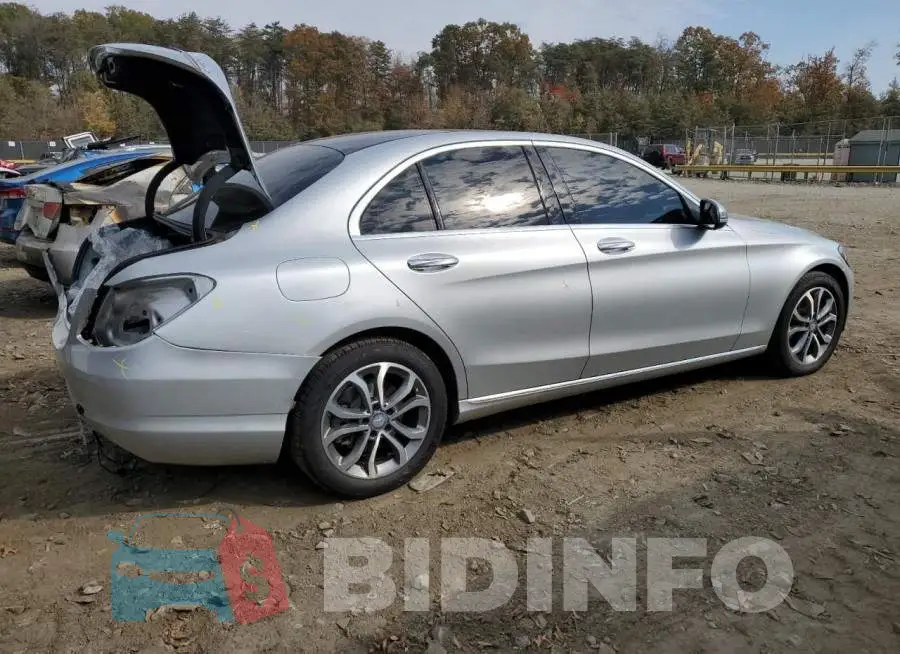 WDDWF4KBXGR142155 Photo# 3