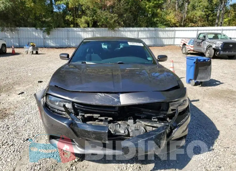 2C3CDXCTXFH730443 Photo# 5